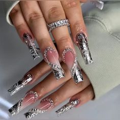 24pcs Glossy Long Square Nude Press On Nails With Silvery Stripe And 3d Heart Rhinestone Chain Design Nude Press On Nails, Heart Rhinestone, Long Square Acrylic Nails, 3d Heart, Rhinestone Chain