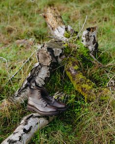 Our original country boot was created back in 1840. It set the standard for craftsmanship, style and reliability to which we aspire to this day. During World War II, Tricker's country boots were worn by British soldiers who appreciated their durability and ruggedness on the battlefield. Inception, Battlefield, Leather Handmade