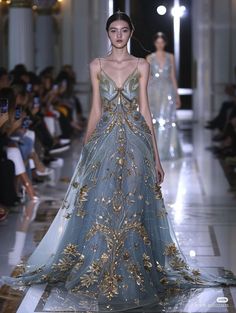 Mideval Dress, Warrior Dress, High Fashion Couture, Fairytale Fashion, Stunning Gowns, Fantasy Dress, Gowns Of Elegance, Fairy Dress, Beautiful Gowns