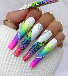 Champagne Nails, Bridal Nails Designs, Rainbow Nails Design, Pop Art Nails, Crazy Nail Art, Nail Designs Tutorial, Fancy Nails Designs, Nails Design With Rhinestones