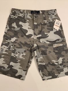 Lucky Brand BoyS CAMO Camouflage Shorts Size 12 NWT.. Condition is "New with tags". Shipped with Standard Shipping. Camouflage Shorts, Cargo Shorts, Lucky Brand, Camouflage, Camo, Mens Short, Size 12, Mens Outfits, Tags