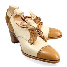 WOMEN DERBY SHOES IN CAMEL & BONE VITELLO Derby Shoes Women, Cordovan Shoes, Womens Dress Shoes, High Heels For Women, Exclusive Shoes, Heels For Women, Brogue Shoes, Travel Shoes, Dress Shoes Womens