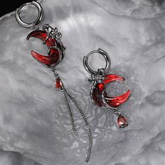 Evoke an air of timeless beauty and sophistication with our Red Rose Crescent Moon Earrings.... Vampire Earrings, Moon Accessories, Ankle Bracelets Diy, Gothic Bracelet, Goth Earrings, Crescent Earrings, Gothic Earrings, Crescent Moon Earrings, Body Jewelry Piercing