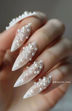 Wedding Nail Styles, Wedding Nails Glam, Manicure Ideas Wedding, Nail Art Unique, Xl Nails, Spring Nail Ideas, Nail White, Pearl Nail Art, Top Pearl