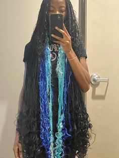 Braids, peekaboo braids, color,#knotlessboxbraids #braids #peekaboo #blue #blackhairstyles 100 Years Of Makeup, Braids Peekaboo, Peekaboo Braids, Blue Braids, Braids Color, Peekaboo Hair Colors, Bold Women, Buzz Cuts