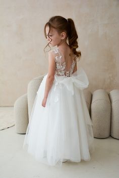 PERFECT FLOWER GIRL DRESS✨ Make order today and SAVE 15%🎁delivery 3-4 days only! Beautiful Baby Flower girl dress with 3D lace embroidery and amazing puffy skirt! Process time: 1-2 working days Delivery time: 2-4 working days  Also offer express overnight delivery https://www.etsy.com/listing/1298332912/express-delivery?click_key=eb8207bd8376c2fa762384c4d5701f79c6bcbc77%3A1298332912&click_sum=63123b47&ga_search_query=express&ref=shop_items_search_1&frs=1 *Train is detachable & all dresses have White Tulle Ball Gown For Dress-up, White Princess Dress With Floral Applique For First Communion, White Tulle Dress With Floral Applique, Floral Applique Sleeveless Tulle Ball Gown, Sleeveless Tulle Ball Gown With Floral Applique, Elegant White Tutu Dress With Floral Applique, Floral Applique Tulle Ball Gown For Dress-up, White Princess Dress With Floral Applique In Tulle, White Tulle Princess Dress With Floral Applique