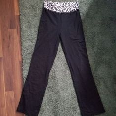 Pair 1: Yoga Style Comfy Pants Animal Print Waistband Worn One Time.. Excellent Condition Size 14/16 Pair 2: Fleece Leggings Size: One Size Nwot Check Out Other Similar Items For Sale To Bundle! Black Elastic Casual Activewear, Elastic Black Pants For The Gym, Black Elastic Pants For Gym, Black Elastic Gym Pants, Black Sporty Elastic Yoga Pants, Black Elastic Sporty Yoga Pants, Black Elastic Sports Pants, Fitted Cotton Yoga Pants For Sports, Black Elastic Workout Pants