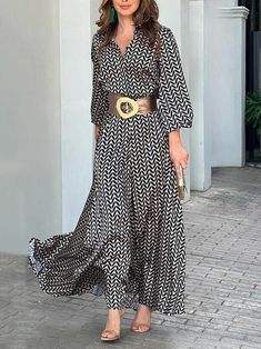 Vacation Regular Fit Maxi Dress | stylewe Fitted Maxi Dress, Bohemian Maxi, Bohemian Maxi Dress, Printed Shirt Dress, Versatile Dresses, Black And White Colour, Types Of Dresses, Printed Maxi, Types Of Skirts