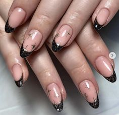 Black Sparkle Nails, Taylor Swift Nails, Nails Prom, Sparkle Nails, Star Nails, Festival Nails, Prom Nails, Xmas Nails, Gold Nails