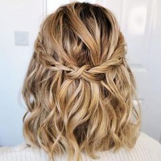 Medium Length Hair Styles For Weddings Bridesmaid Half Up, Hair Styles For Short Hair Wedding Ideas, Short Hoco Hairstyles, Boho Hairstyles For Short Hair, Bridesmaid Hairstyles Short Hair, Bridesmaid Hairstyles For Short Hair, Stylish Braids, How To Curl Short Hair