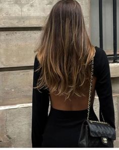 #style #stylish #ootd Honey Brown Hair, Dreamy Aesthetic, Brunette Hair With Highlights, Hair 2024, Brown Hair Balayage, Blonde Hair Inspiration