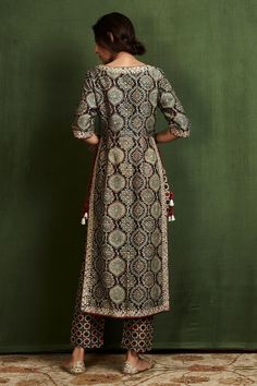 Buy Blue Silk Ajrakh Print Kurta Set For Women by Sue Mue Online at Aza Fashions. Traditional Palazzo Set With Printed Motifs And Straight Kurta, Traditional Bandhani Print Palazzo Set For Designer Wear, Traditional Chanderi Palazzo Set With Printed Motifs, Festive Traditional Wear Straight Kurta With Printed Motifs, Traditional Bandhani Print Palazzo Set For Eid, Traditional Bandhani Print Palazzo Set For Festive Occasions, Festive Traditional Wear With Printed Motifs Straight Kurta, Festive Bandhani Print Palazzo Set, Festive Traditional Palazzo Set With Bandhani Print