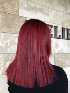 Red Hair Color Trends, One Length Hair, Red Hair Trends, Red Hair Color Ideas, Hair Color Guide, Hair Bands Diy, Red Hair Blue Eyes, Gorgeous Hair Color