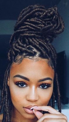 Pins Hairstyles, Faux Locs Styles, Crochet Locs, Blonde Box Braids, Meagan Good, Pelo Afro, Chic Hairstyles, Locs Hairstyles