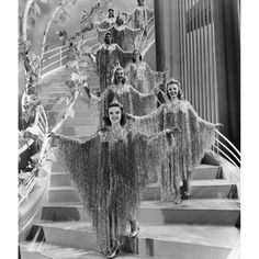 Ziegfeld Girl Judy Garland 1941 Photo Print Image 1 Ziegfeld Girl, Busby Berkeley, 1920s Photos, Ziegfeld Follies, Ziegfeld Girls, Hollywood Costume, Flapper Girl, Girl Movies, Judy Garland