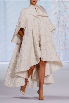 Ralph Russo, Ralph And Russo, Looks Chic, Fashion Clothes, Couture Fashion, Look Fashion, Runway Fashion, Evening Dress, Fashion Designer