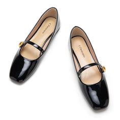 PRICES MAY VARY. 👡 Lambskin Insole & Patent Leather (Vegan Leather) 👡 Black Flats: 0.6 inch & Come a Set of Heel Grips 👡 Mary Jane: Squared-toe elegance meets strap charm in Mary Jane's glossy leather flats 👡 Rubber Sole: Experience the perfect trifecta of comfort, quality and fashion with our signature Rubber Soles 👡 C.Paravano has become a symbol of elegance and effortless glamour. Our goal always remains the same: to provide the perfect shoes that caters to all your needs Mary Jane Shoes Styling Black Mary Janes, Square Toe Flats, Black Mary Janes, Women's Ballet Flats, Mary Jane Shoes Flat, Patent Leather Ballet Flats, Flats For Women, Heel Grips, Black Leather Flats