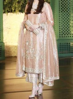 Pin by Hina Ashraf on suits | Shadi dresses, Pakistani bridal dresses, Bridal dresses pakistan Wedding Dresses Designs, Bridal Dresses Pakistan, Pakistani Fashion Party Wear, Beautiful Pakistani Dresses, Pakistani Fancy Dresses