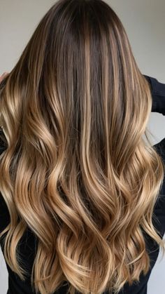 Bronde Balayage Hair, Brown Hair With Blonde Balayage, Fall Bronde Balayage, Balayage Styles, Natural Looking Highlights, Brown And Blonde, Brown Hair With Blonde, Light Blonde Highlights, Bronde Balayage