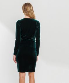 We're in love with this cute little number for holiday season. Features a square neckline, stretch velvet fabric, bodycon fit and long sleeves. Embrace your bump in style for Holiday '22! Wear into Valentine's Day/St.Patricks Day. Colors: Black, Hunter Green 92% Polyester, 8% Spandex Questions? Use the chat icon to connect with a stylist! Winter Velvet Long Sleeve Dress For Date Night, Long Sleeve Velvet Dress For Winter Date Night, Long Sleeve Velvet Dress For Date Night, Fitted Long Sleeve Velvet Dress For Winter, Green Fitted Velvet Dress With Long Sleeves, Fitted Long Sleeve Velvet Holiday Dress, Long Sleeve Velvet Dress For Holidays, Green Velvet Long Sleeve Dress, Velvet Dress Black