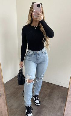 Black Jeans Ideas Outfit, Winter Outfit Style Women, Los Angeles Azules Concert Outfit, Work Chill Outfit, Gender Reveal Attire For Guests, Outfits Spring 2024 Women, Cold Weather Spring Outfits Dressy, Soccer Date Outfit, Cute Outfit With Dunks