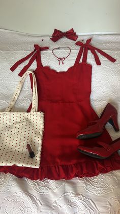 Dresses Valentines Day, Valentine Inspo Outfit, Cute Outfits Valentines Day, Cute Valentine’s Day Dresses, Valentines Coquette Outfit, Dress Outfit Inspo Aesthetic, Valentines Cute Outfits, Valentines Outfits Coquette, Vintage Valentine Outfit