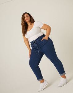 Curve Paper Bag Jeans Plus Size Bottoms -2020AVE Paper Bag Jeans, Plus Size Posing, Bag Jeans, Flattering Outfits, Flattering Tops, Curvy Girl Outfits, Curvy Outfits, Plus Size Jeans, Trending Dresses