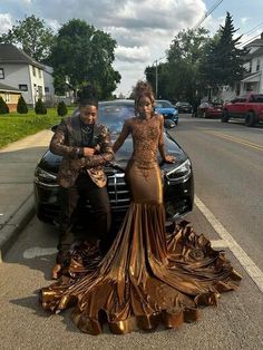 Black And Brown Prom Couple, Long Train Prom Dress, Gold Dress On Black Women, Brown And Gold Prom Dress Couple, Prom Dresses Black Women Plus Size, Hood Prom 2023, Prom Dresses On Black Women, Dark Skin Prom Dress, Prom Dresses Inspo Aesthetic