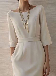 Classic Dresses For Women Classy, Shift Dress Formal, Classic Work Outfits, White A Line Dress, Grad Outfits, Three Quarter Sleeve Dresses, Minimalist Wedding Dresses, Fashion Capsule