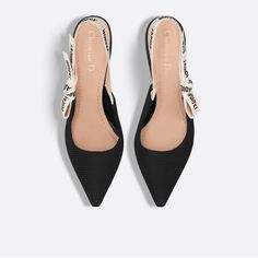 New Black Classy Shoes Very Comfortable Black Classy Shoes, Ribbon Flats, Girl Guide, Classy Shoes, Black And White Shoes, Christian Dior Couture, Dior Couture, Bow Flats, Dior Shoes