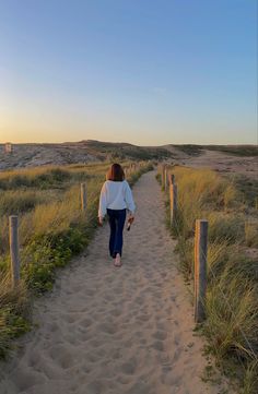 bretagne, france (brittany) French Summer, Nice Photos, Summer 24, Summer Aesthetic