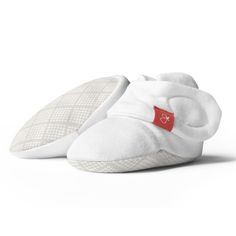 Sleep. Play. Eat. Your baby has a lot going on. That's why these baby shoes keep it simple. The Goumikids Stay-On Baby Boots keep your baby comfy and snuggled in for nap time while giving them easy movement for playtime. Little feet easily slip into the super soft and cozy baby slippers, making the process of getting these infant booties on your little one's feet a breeze. Designed with innovative, no-scratch, stay-on Velcro straps, these boot socks stay secure on your little one no matter how much they wiggle and move, allowing you to not have to worry about your child losing them. As your baby grows, these booties easily adjust to fit their growing feet from the time they are born until about 3 months old. These baby boots are made from a machine-washable fabric, so all you have to do is Diamond Dots, Baby Boy And Girl, Bun In The Oven, Booties Shoes, Baby Must Haves, Baby Slippers, Baby Boots, Kids Set, Forest Friends