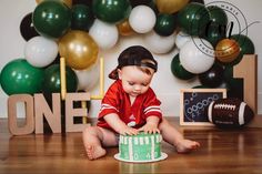 Football Theme 1st Birthday Pictures, First Birthday Football Pictures, Football Cake Smash, First Birthday Theme Boy, Football Theme Birthday, Football First Birthday, Baby First Birthday Themes, George Hats, Boys First Birthday Party Ideas