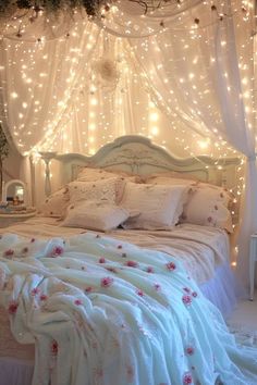 25 Magical Fairy Bedroom Ideas for a Touch of Whimsy Aesthetic Wishes, Whimsy Aesthetic, Fairy Bedroom Ideas, Fairy Core Bedroom, Nature Bed, Fairy Bedroom, Pretty Homes, Fairy Room, Dream Bedrooms