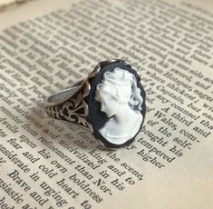 18x13mm black and white acrylic cameo of a lady.Available on an antiqued sterling silver plated adjustable filigree ring or antiqued brass. Easy to adjust to most sizes. White Lady, White Woman, Owl Earrings, Cameo Jewelry, Cameo Ring, Dope Jewelry, Pretty Jewelry, Gothic Jewelry, White Acrylic