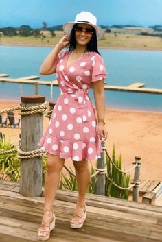 Gaun Fashion, African Fashion Dresses, Polka Dot Dress, Dot Dress, Stylish Dresses, I Dress