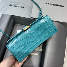 SC - BGA Bags - 607 A+ Excellent Quality; Contact us if you've any questions in your mind. Branded Packaging, Balenciaga Bag, Ladies Handbags, Luxury Items, Grade 1, Satchel Bags, Brunei, Monaco, Fashion Statement