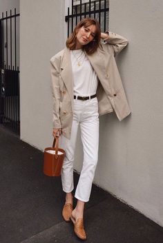 Pijamas Women, Look Zara, Street Style Fall Outfits, Blogger Street Style, Spring Work Outfits, Cardigan Beige, 20s Fashion, Blazer Beige