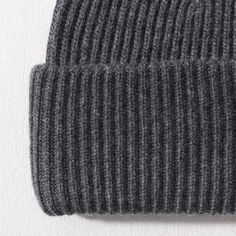 Stretchy Vintage Winter Hat for Women or Men. This silk-lined hat is double-folded Knitted. It is thick and soft with a classic Striped Cashmere Beanie exterior. Experience the ultimate in luxury and comfort with our cashmere winter hats lined in silk. When it comes to keeping warm during the colder season, there's no better accessory than a cozy winter hat. And with our cashmere-silk blend, you'll stay warm and stylish all winter long. Our hats are crafted using only the finest cashmere, making Cashmere Beanie, Vintage Wardrobe, Vintage Winter, Winter Hats For Women, Hat For Women, Silk Pillowcase, Cozy Winter, Winter Hat, Vintage Silk