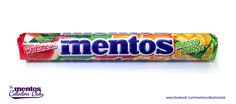 a close up of a candy bar on a white background with the words mentos written in spanish