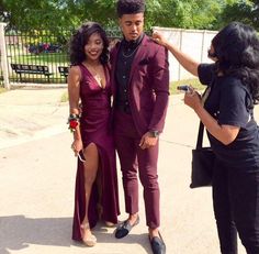 @colourmekidd Prom Couples Burgundy, Maroon Prom Suit, Maroon Prom Couple, Burgundy Prom Couple, Couple Dress Up Ideas, Couple Prom Outfits, Homecoming Couples Outfits, Prom Suit And Dress