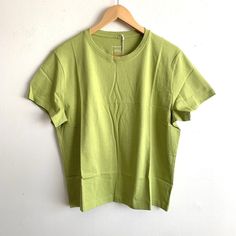 Everlane Organic Cotton Boxy Crewneck Yellow Green T-Shirt Size Basic Green Everyday T-shirt, Solid Color Boxy Fit Crew Neck Top, Solid Boxy Fit Crew Neck Top, Solid Crew Neck Top With Boxy Fit, Simple Boxy Fit Crew Neck Top, Simple Boxy Crew Neck Top, Solid Color Boxy Crew Neck T-shirt, Solid Color Boxy T-shirt With Crew Neck, Boxy Crew Neck T-shirt