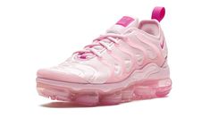 Air Vapormax Plus WMNS FZ3614 686 Nike Vapormax Women, Foams Shoes, Foam Shoes, Pink Nike Shoes, Nike Air Vapormax Plus, Air Vapormax Plus, Nike Vapormax, School Makeup, Air Max Women