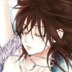 an anime character with long brown hair and white shirt holding his arm over his shoulder