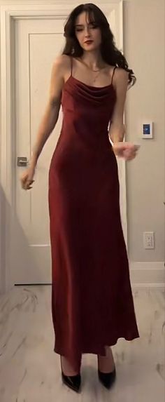 Maroon Silk Prom Dress, Silk Dark Red Dress, Silk Burgundy Dress, Maroon Prom Dress Aesthetic, Dark Red Dresses Formal, Burgundy Ball Dress, Wine Red Maxi Dress, Dark Red Satin Prom Dress, Burgundy Prom Dress Long Fitted