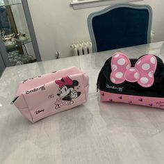 Disney The Creme Shop Minnie Mouse Set Of 2 Makeup Cosmetic Bags. 2 Bags From The Creme Shop Disney Collection. The Bigger Bag I Used For A Bit To Store Nail Polish, But The Other Is Nwot. Very Cute For Anyone Who Loves Disney And Minnie Mouse. Perfect For Travel. Minnie Mouse Things, Shop Disney, The Creme Shop, Creme Shop, Disney Bags, Disney Bag, Shop Makeup, Big Bags, Cosmetic Bags