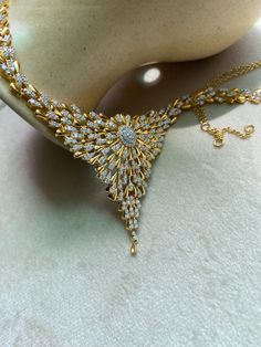 Diamond necklace Statement Necklace Wedding, Moissanite Necklace, Rhinestone Choker, Gold Diamond Necklace, Necklace Wedding, Elegant Jewelry, Necklace Gold, Stone Jewelry, Gold Vermeil