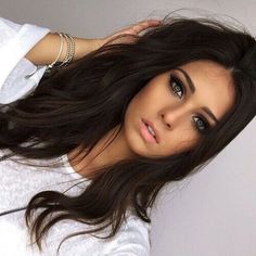 pinterest / lvlyrvttvr Long Dark Hair, Hair Things, Brown Hair Colors, Brunette Hair, Hair Dos, Cute Hair, Gorgeous Hair