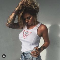 Tattoed Women, Inked Girls, Comfy Outfits, Summer Looks, Tank Top Fashion, Fall Outfits