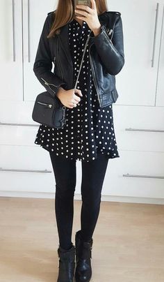 Look Legging, Leather Jacket Dress, Mode Boho, Winter Chic, Winter Leggings, Legging Outfits, Mode Inspo